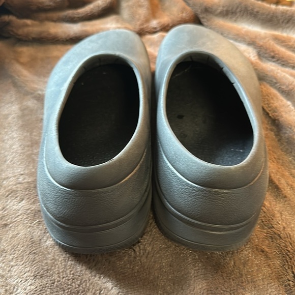 CROCS Slip On Black Sz 12 - Picture 4 of 10